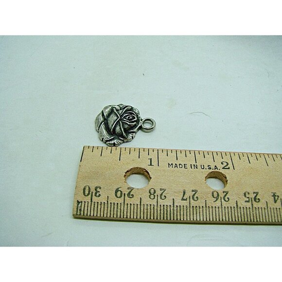 Silver Charm Britannia Metal Oberon Design 3D Wild Rose Fashion Necklace Pendant - Picture 8 of 8